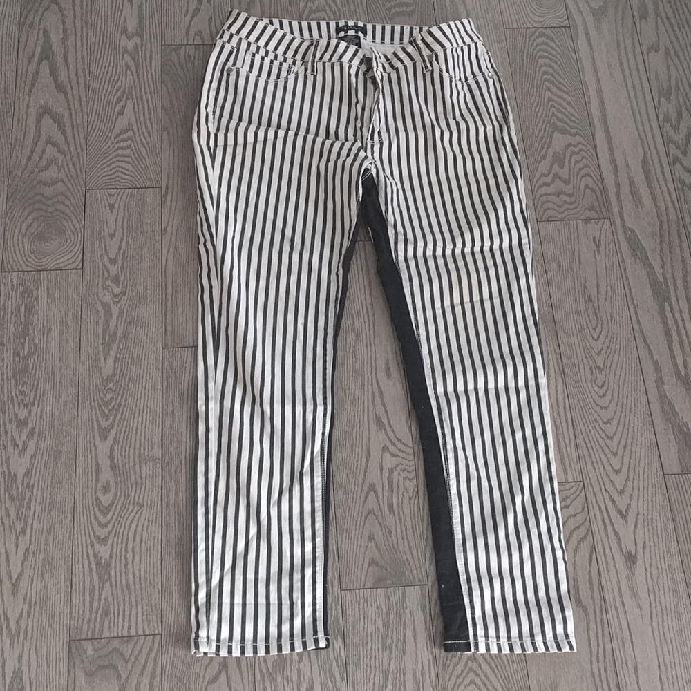 Beautiful jeans by Suko🍀🌼🌸